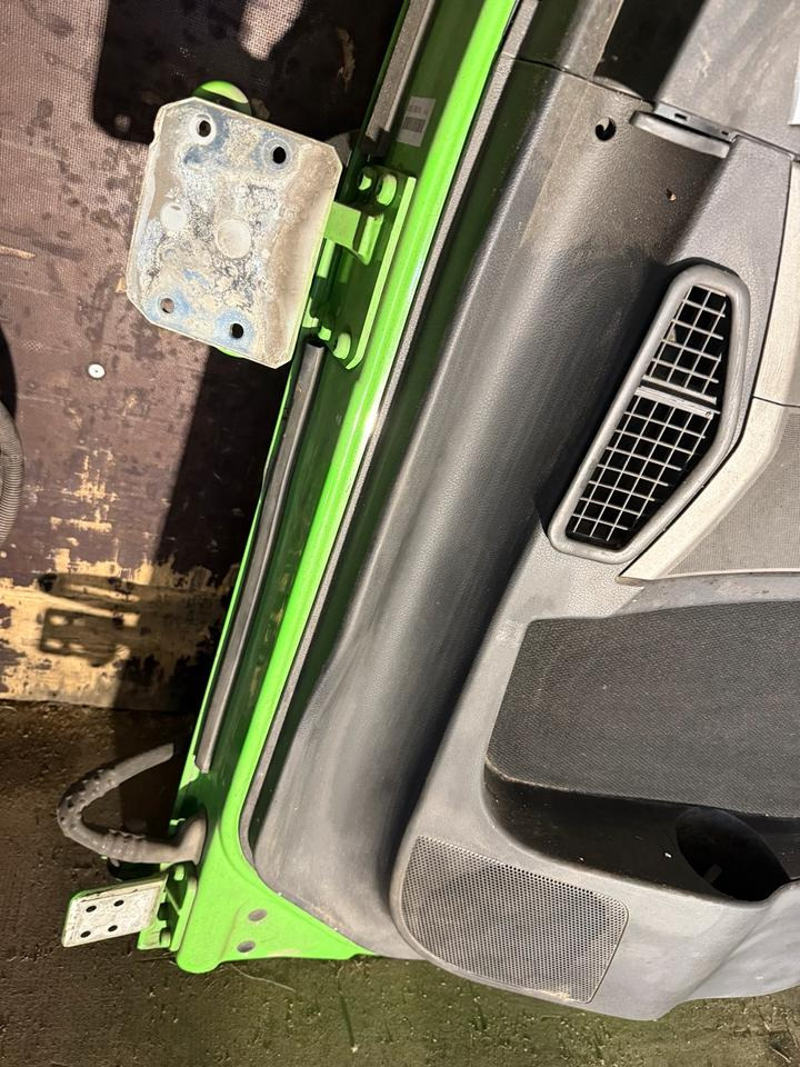 MAN TGS EU6 Beifahrertür Grün Spiegel Innenverkleidung LN 52 - Dveře a díly pro Nákladní auto: obrázek 4 MAN TGS EU6 Beifahrertür Grün Spiegel Innenverkleidung LN 52 - Dveře a díly pro Nákladní auto: obrázek 4