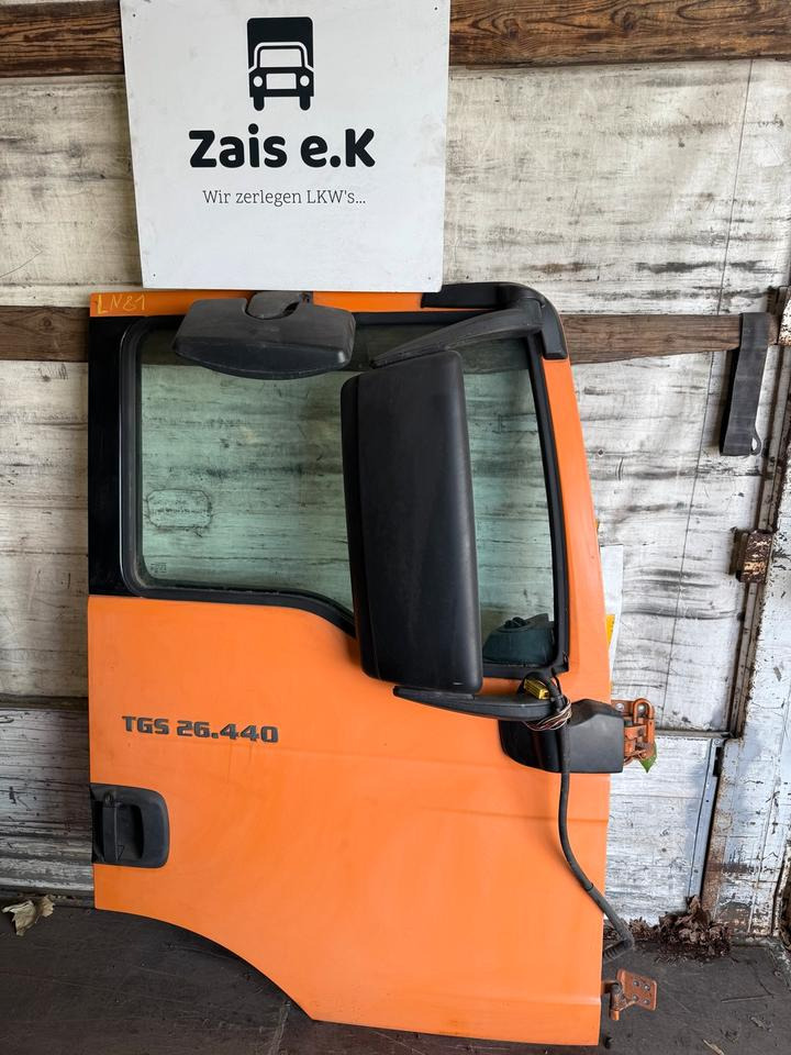 MAN TGS EU6 Beifahrertür Orange Spiegel Innenverkleidung LN 81 - Dveře a díly pro Nákladní auto: obrázek 1 MAN TGS EU6 Beifahrertür Orange Spiegel Innenverkleidung LN 81 - Dveře a díly pro Nákladní auto: obrázek 1