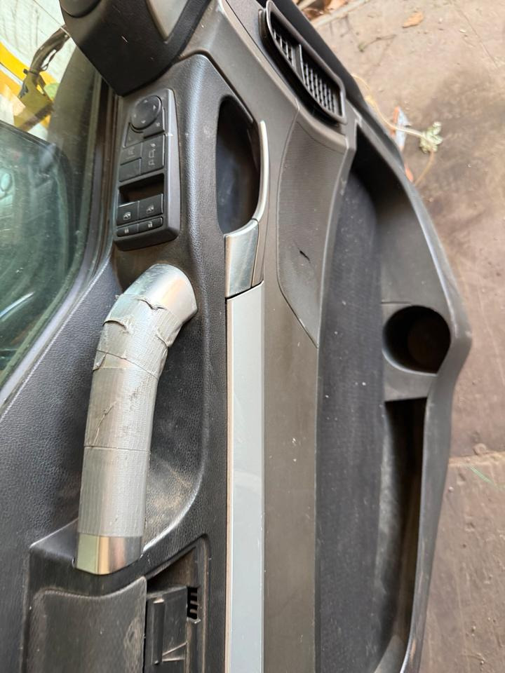 MAN TGS EU6 Fahrertür Orange Spiegel Innenverkleidung LN 79 - Dveře a díly pro Nákladní auto: obrázek 4 MAN TGS EU6 Fahrertür Orange Spiegel Innenverkleidung LN 79 - Dveře a díly pro Nákladní auto: obrázek 4