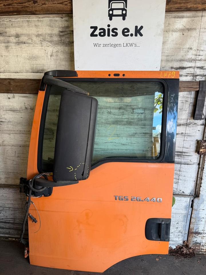 MAN TGS EU6 Fahrertür Orange Spiegel Innenverkleidung LN 79 - Dveře a díly pro Nákladní auto: obrázek 1 MAN TGS EU6 Fahrertür Orange Spiegel Innenverkleidung LN 79 - Dveře a díly pro Nákladní auto: obrázek 1