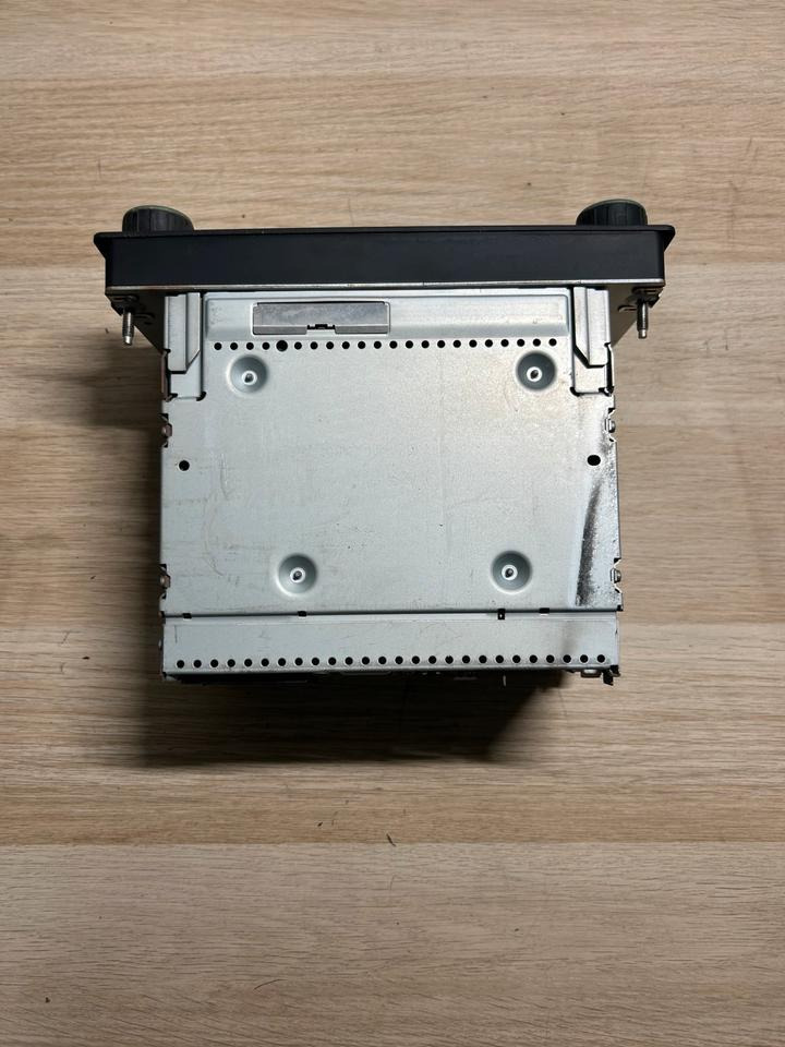 MAN TGS High Multimedia Radio 81.28101.6181 - Elektrický systém pro Nákladní auto: obrázek 3 MAN TGS High Multimedia Radio 81.28101.6181 - Elektrický systém pro Nákladní auto: obrázek 3