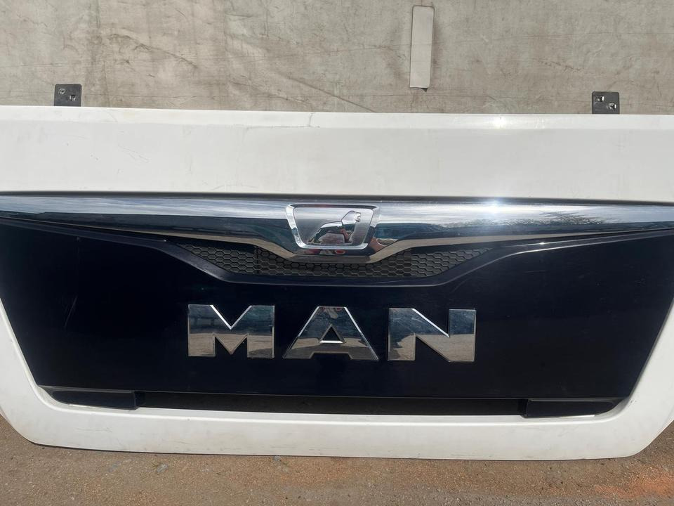 MAN TGX EU6 Motorhaube Kühlergrill 81.061110-6095 - Chladič pro Nákladní auto: obrázek 5 MAN TGX EU6 Motorhaube Kühlergrill 81.061110-6095 - Chladič pro Nákladní auto: obrázek 5
