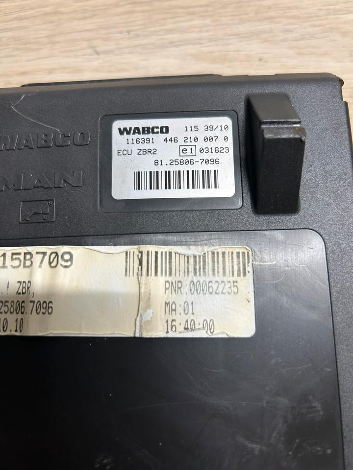 MAN WABCO Elektronik ECU ZBR 2 Steuergerät 81.25806-7096 - Řídicí blok pro Nákladní auto: obrázek 4 MAN WABCO Elektronik ECU ZBR 2 Steuergerät 81.25806-7096 - Řídicí blok pro Nákladní auto: obrázek 4