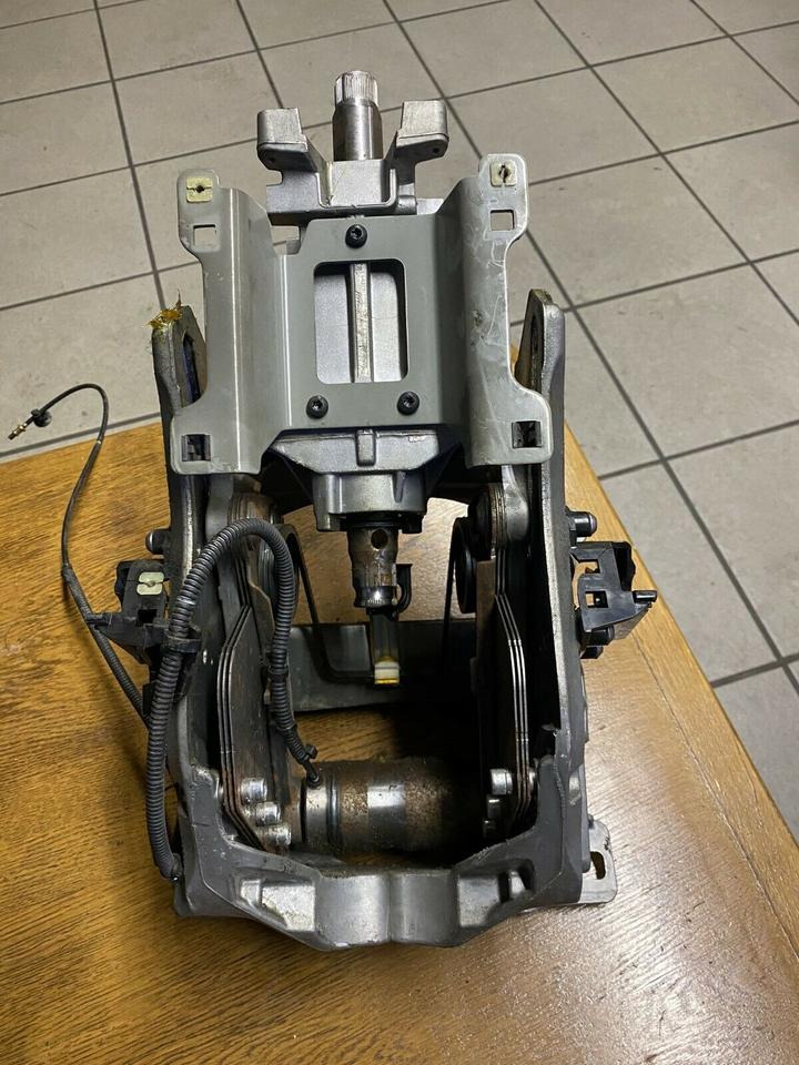 Mercedes Actros MP4 Lenksäule Lenkung - Sloupek řízení pro Nákladní auto: obrázek 1 Mercedes Actros MP4 Lenksäule Lenkung - Sloupek řízení pro Nákladní auto: obrázek 1