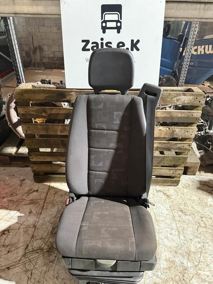Mercedes Atego 2 Fahrersitz - Sedaček pro Nákladní auto: obrázek 1 Mercedes Atego 2 Fahrersitz - Sedaček pro Nákladní auto: obrázek 1