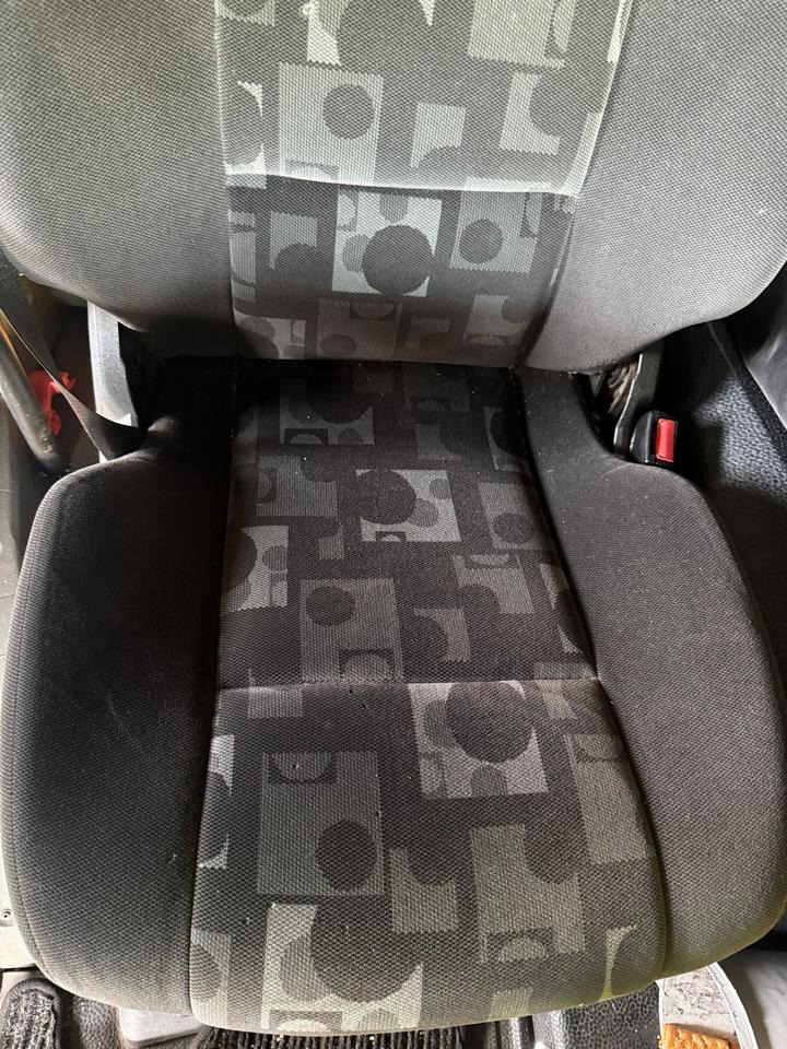 Mercedes Atego 3 Beifahrersitz mit Luft - Sedaček pro Nákladní auto: obrázek 3 Mercedes Atego 3 Beifahrersitz mit Luft - Sedaček pro Nákladní auto: obrázek 3