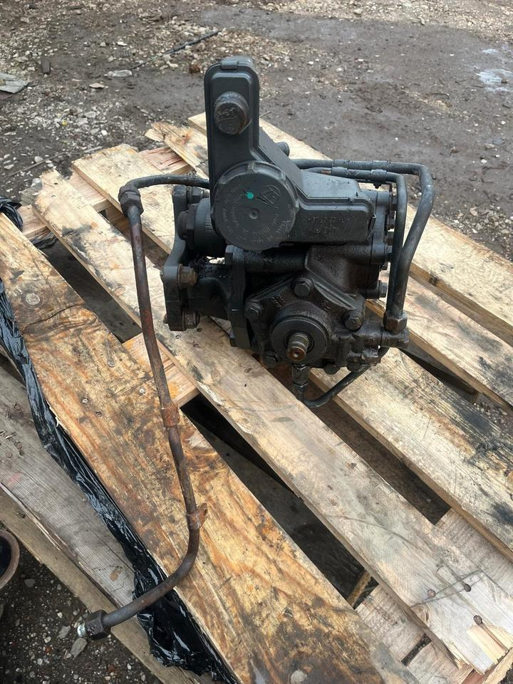 Mercedes Atego Lenkung Lenkgetriebe LS6 A9744610101 - Převodovka řízení pro Nákladní auto: obrázek 1 Mercedes Atego Lenkung Lenkgetriebe LS6 A9744610101 - Převodovka řízení pro Nákladní auto: obrázek 1