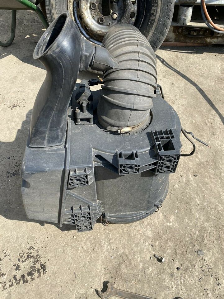 Mercedes Atego Luftfilterkasten Luftfilter Gehäuse A 973 528 06 0 - Vzdušný filtr pro Nákladní auto: obrázek 2 Mercedes Atego Luftfilterkasten Luftfilter Gehäuse A 973 528 06 0 - Vzdušný filtr pro Nákladní auto: obrázek 2
