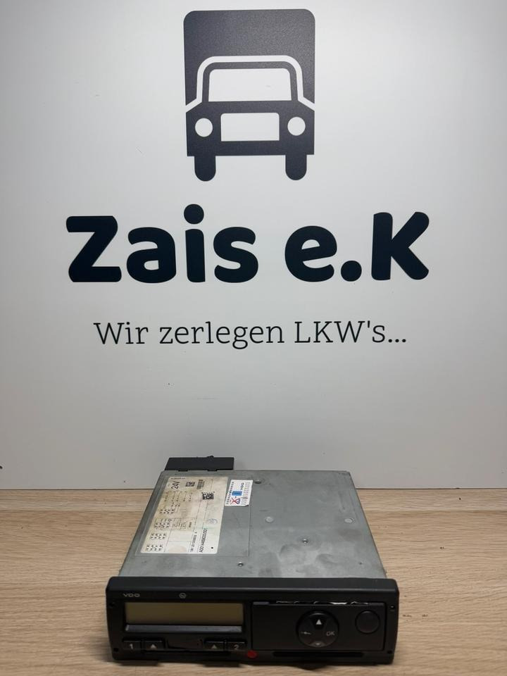 Mercedes Benz Actros MP4 VDO Tachograph A0014469033 - Tachograf: obrázek 1 Mercedes Benz Actros MP4 VDO Tachograph A0014469033 - Tachograf: obrázek 1