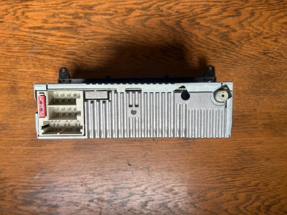 Mercedes Sprinter CD Radio 12V A9068200486 - Kabina a interiér pro Nákladní auto: obrázek 5 Mercedes Sprinter CD Radio 12V A9068200486 - Kabina a interiér pro Nákladní auto: obrázek 5