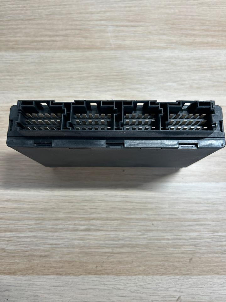 Mercedes VDO Elektronik FR Steuergerät A0014461002 - Náhradní díly: obrázek 4 Mercedes VDO Elektronik FR Steuergerät A0014461002 - Náhradní díly: obrázek 4