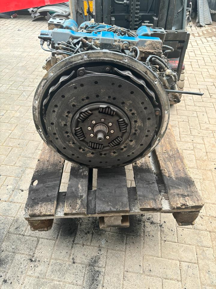 SCANIA 420 GRS 900 halbautomatik getriebe - Transmise pro Nákladní auto: obrázek 1 SCANIA 420 GRS 900 halbautomatik getriebe - Transmise pro Nákladní auto: obrázek 1