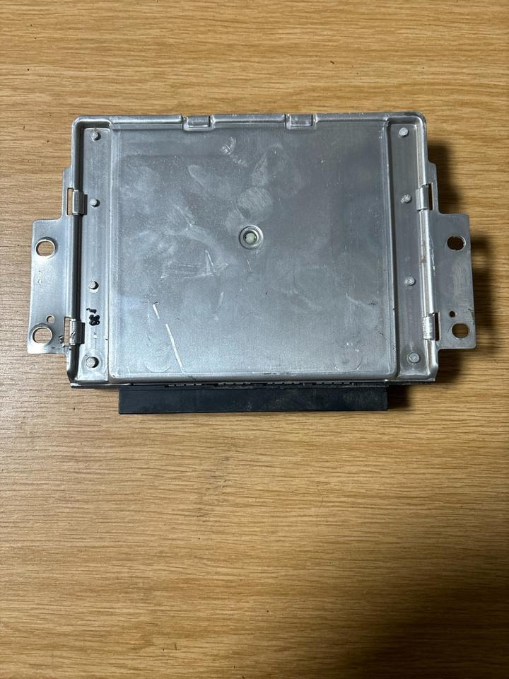 SCANIA KNORR-BREMSE EBS Steuergerät 0486106021 - Řídicí blok pro Nákladní auto: obrázek 2 SCANIA KNORR-BREMSE EBS Steuergerät 0486106021 - Řídicí blok pro Nákladní auto: obrázek 2