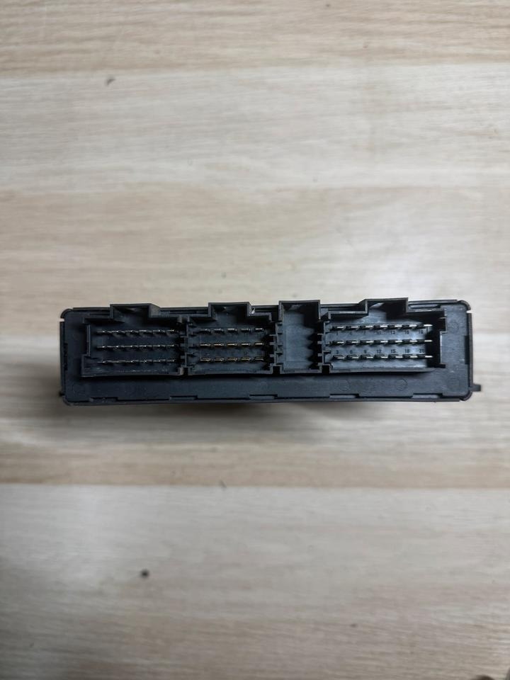 SCANIA OPC 4 Steuergerät 1754709 - Řídicí blok pro Nákladní auto: obrázek 4 SCANIA OPC 4 Steuergerät 1754709 - Řídicí blok pro Nákladní auto: obrázek 4