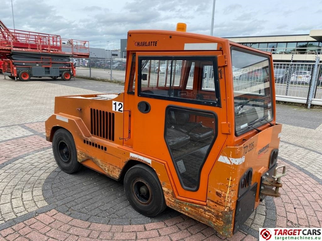 Charlatte TD225 Diesel Tow Truck Tractor 18T capacity - Elektrický tahač: obrázek 3 Charlatte TD225 Diesel Tow Truck Tractor 18T capacity - Elektrický tahač: obrázek 3