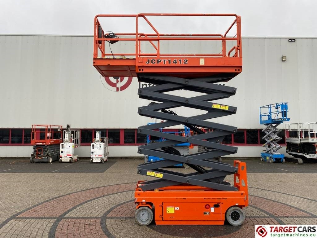 Dingli JCPT1412DC Electric Scissor Work Lift 1380cm - Nůžková plošina: obrázek 5 Dingli JCPT1412DC Electric Scissor Work Lift 1380cm - Nůžková plošina: obrázek 5