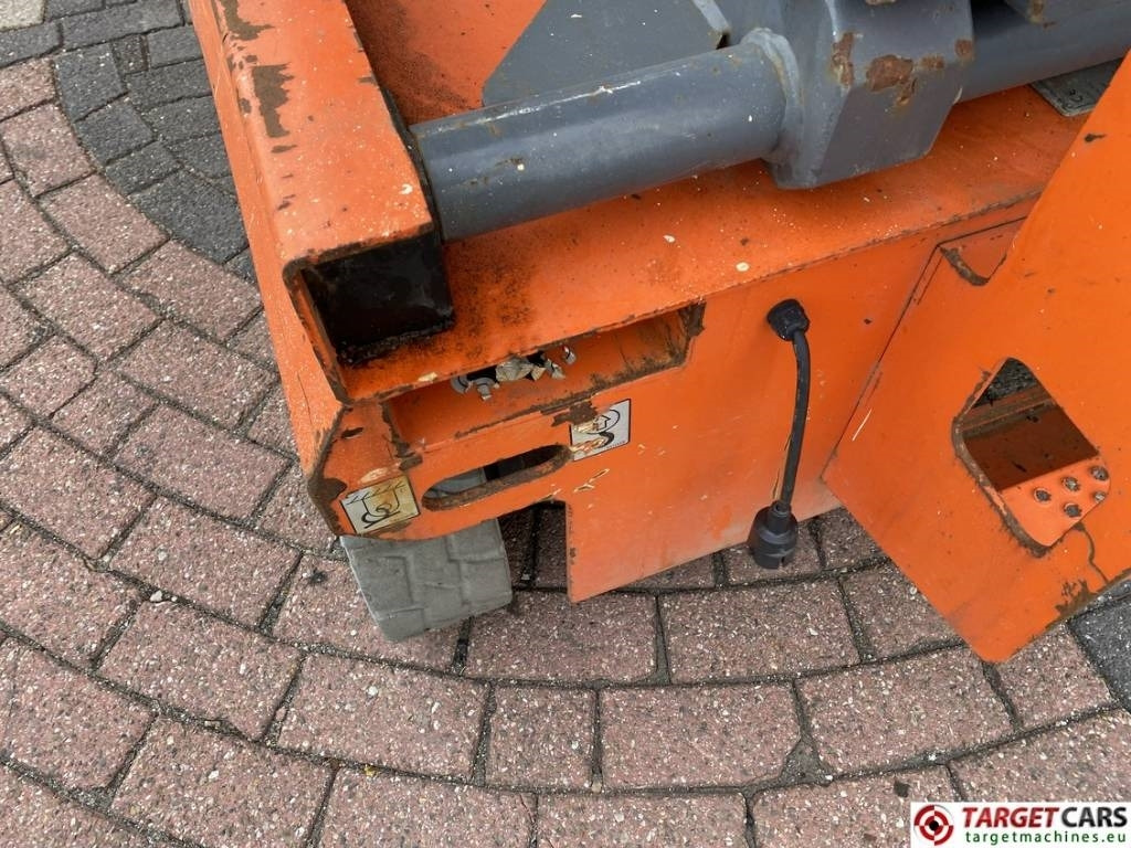 Nůžková plošina Dingli JCPT1612DC Electric Scissor Work Lift 1570cm: obrázek 25