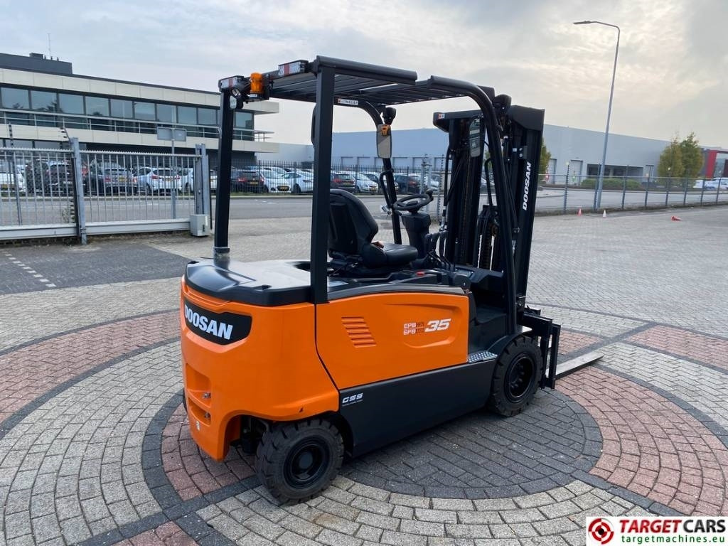 Doosan B35X-7 Electric Forklift 3.5T Triplex-438cm Unused - Elektrický vysokozdvižný vozík: obrázek 3 Doosan B35X-7 Electric Forklift 3.5T Triplex-438cm Unused - Elektrický vysokozdvižný vozík: obrázek 3