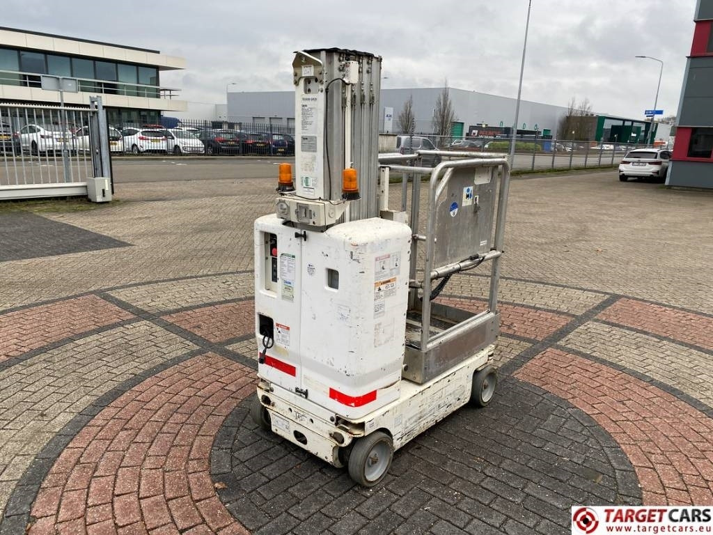 Genie GR-20 RunAbout Electric Vertical Mast Lift 802cm - Vertikální sloupový výtah: obrázek 3 Genie GR-20 RunAbout Electric Vertical Mast Lift 802cm - Vertikální sloupový výtah: obrázek 3