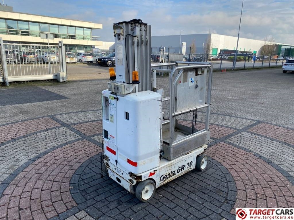 Genie GR-20 RunAbout Electric Vertical Mast Lift 802cm - Vertikální sloupový výtah: obrázek 3 Genie GR-20 RunAbout Electric Vertical Mast Lift 802cm - Vertikální sloupový výtah: obrázek 3