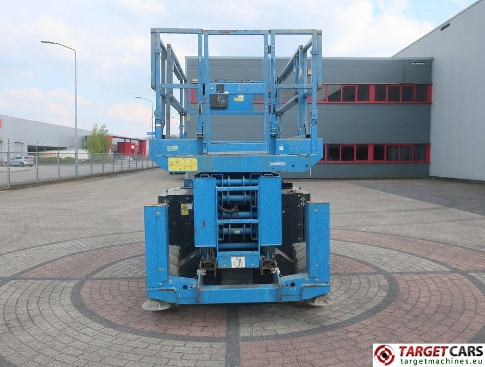 Nůžková plošina Genie GS-4069BE Hybrid 4069 Scissor Work Lift 1412cm: obrázek 26 Nůžková plošina Genie GS-4069BE Hybrid 4069 Scissor Work Lift 1412cm: obrázek 26