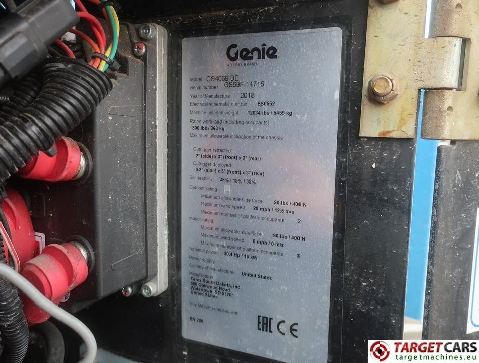 Nůžková plošina Genie GS-4069BE Hybrid 4069 Scissor Work Lift 1412cm: obrázek 10 Nůžková plošina Genie GS-4069BE Hybrid 4069 Scissor Work Lift 1412cm: obrázek 10