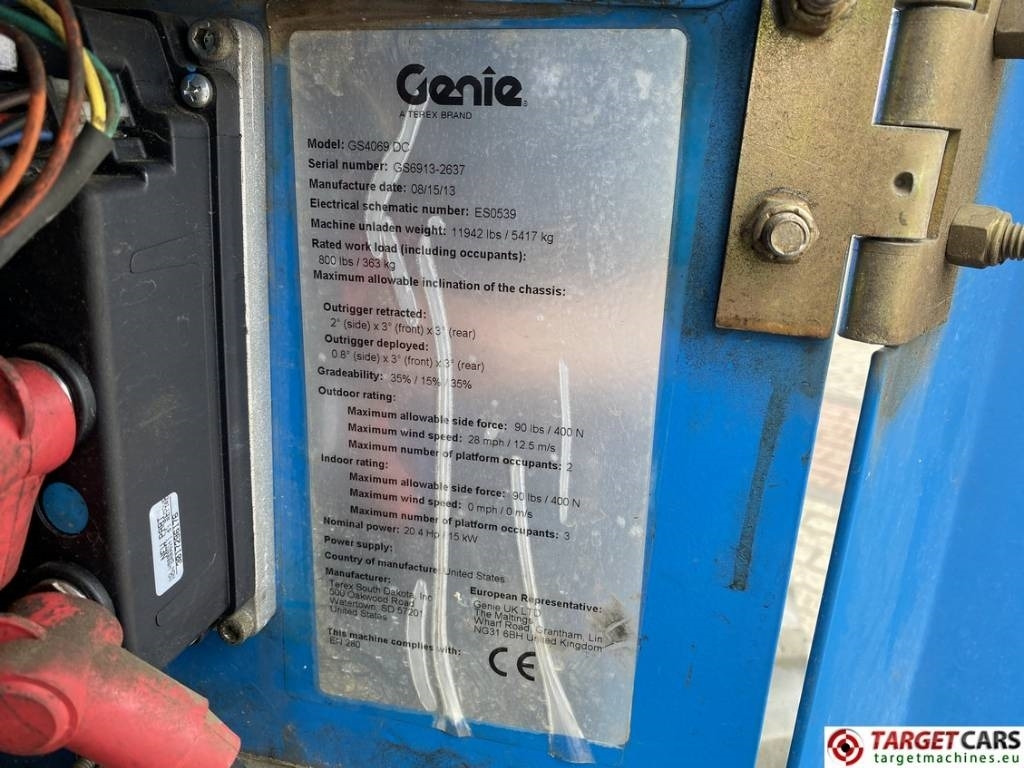 Nůžková plošina Genie GS-4069DC Electric Scissor Work Lift 1412cm: obrázek 10