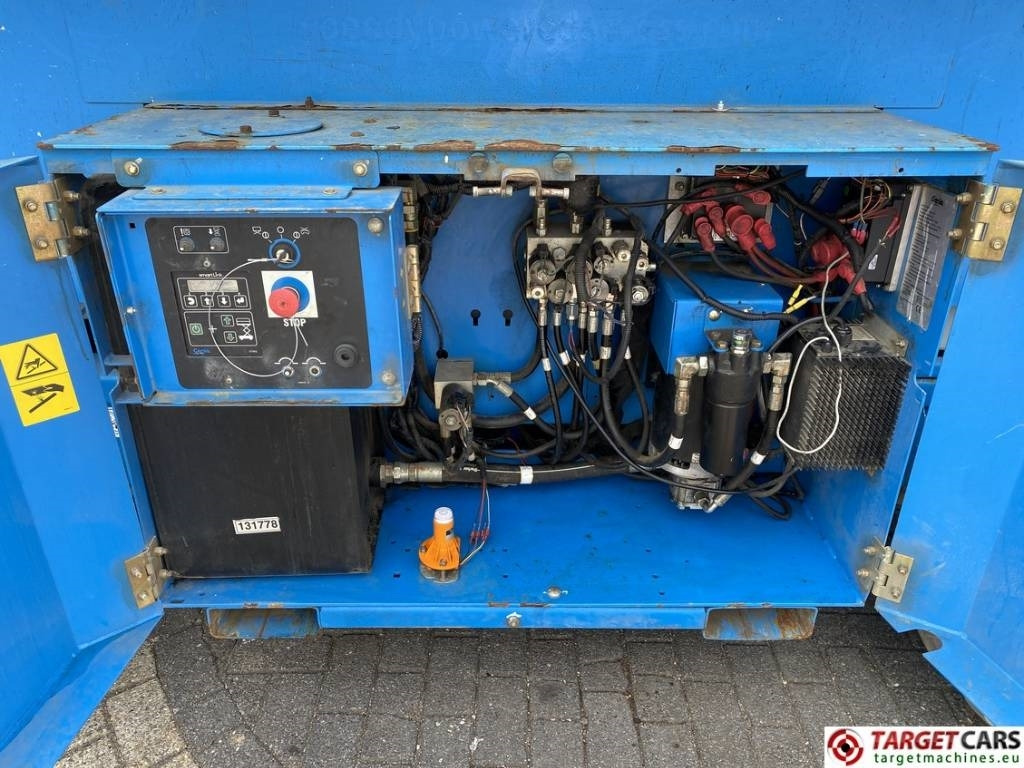 Nůžková plošina Genie GS-4069DC Electric Scissor Work Lift 1412cm: obrázek 12