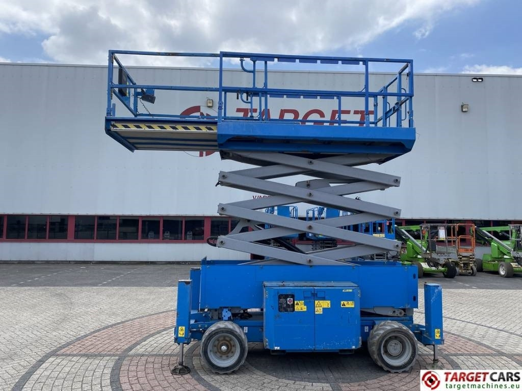 Nůžková plošina Genie GS-4069DC Electric Scissor Work Lift 1412cm: obrázek 5