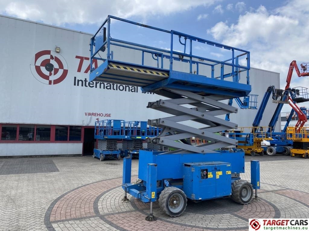 Nůžková plošina Genie GS-4069DC Electric Scissor Work Lift 1412cm: obrázek 27