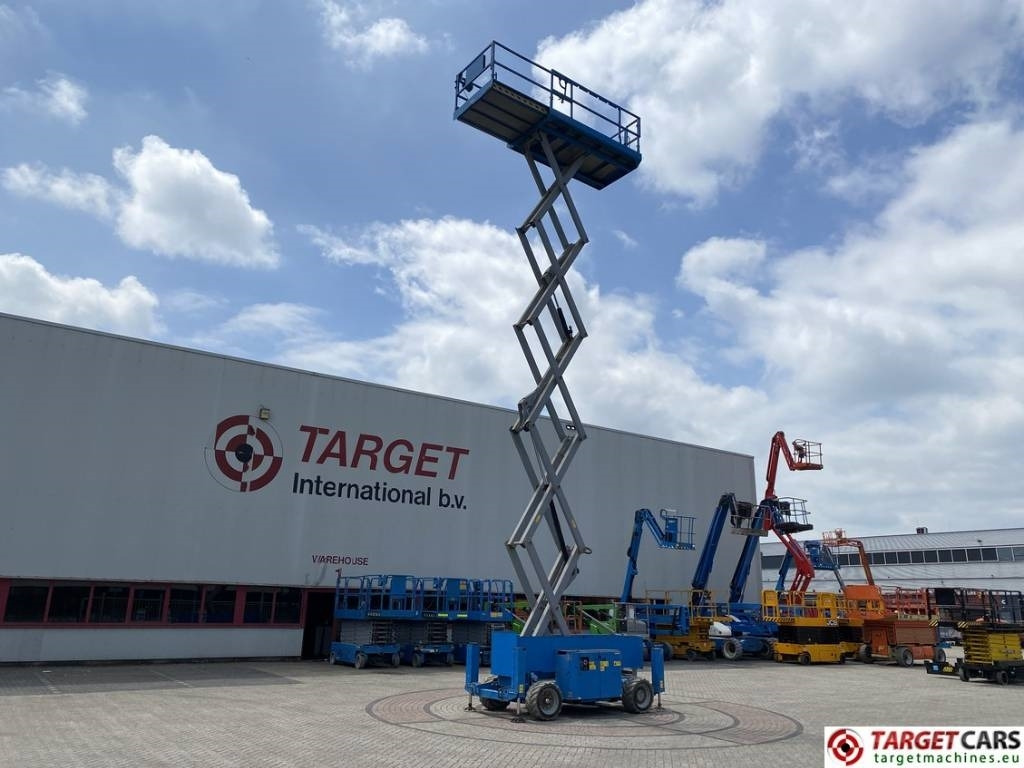 Nůžková plošina Genie GS-4069DC Electric Scissor Work Lift 1412cm: obrázek 6