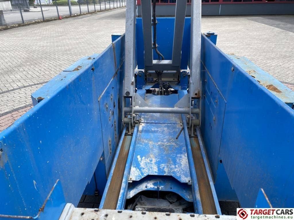 Nůžková plošina Genie GS-4069DC Electric Scissor Work Lift 1412cm: obrázek 16