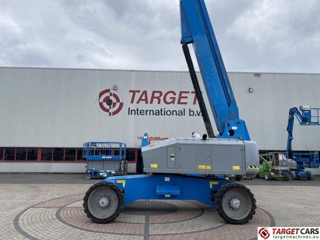 Teleskopická plošina Genie S-100HD Telescopic 4x4x4 Diesel Boom Lift 3248cm: obrázek 46