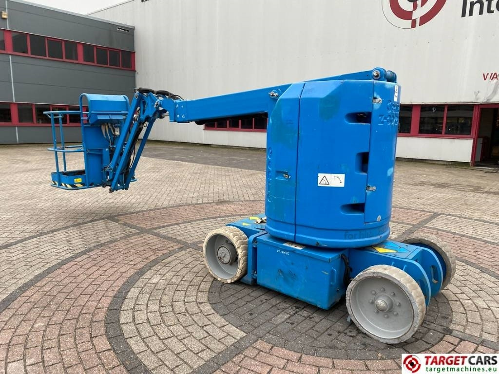 Genie Z-30/20N RJ Articulated Electric Boom Lift 1110cm - Kloubová plošina: obrázek 4 Genie Z-30/20N RJ Articulated Electric Boom Lift 1110cm - Kloubová plošina: obrázek 4