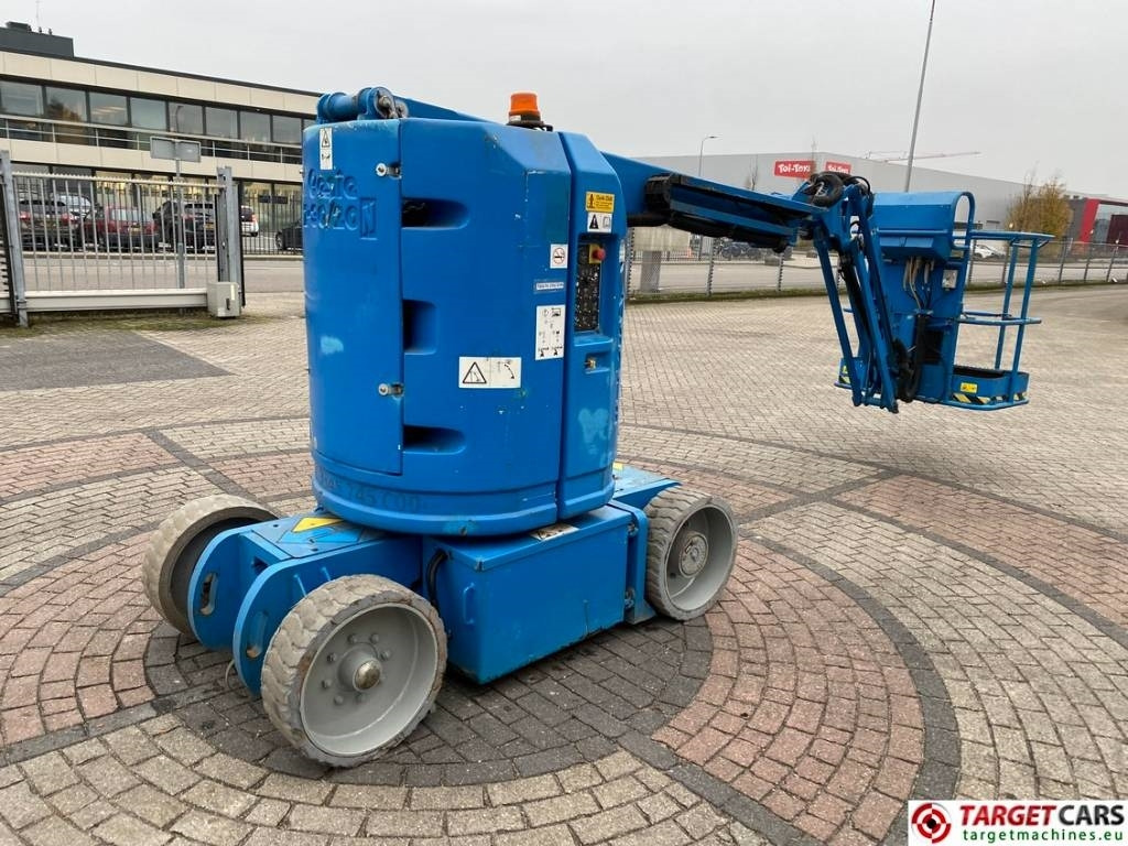 Genie Z-30/20N RJ Articulated Electric Boom Lift 1110cm - Kloubová plošina: obrázek 3 Genie Z-30/20N RJ Articulated Electric Boom Lift 1110cm - Kloubová plošina: obrázek 3