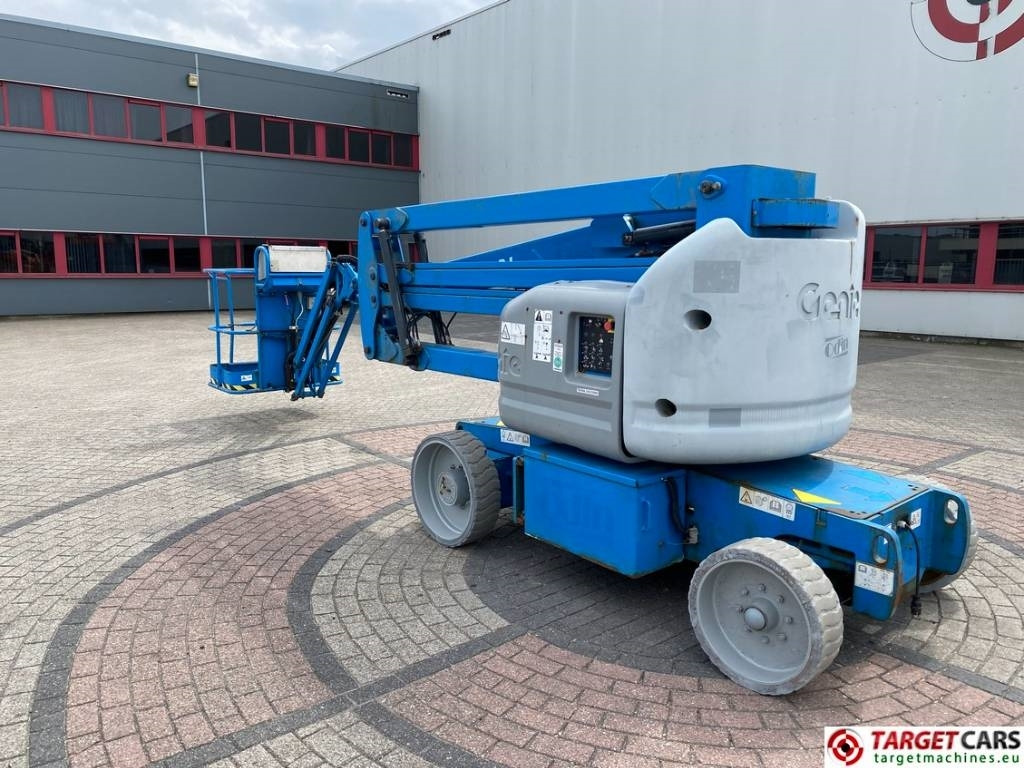 Genie Z-40/23N RJ Articulated Electric Boom Lift 1432cm - Kloubová plošina: obrázek 4 Genie Z-40/23N RJ Articulated Electric Boom Lift 1432cm - Kloubová plošina: obrázek 4