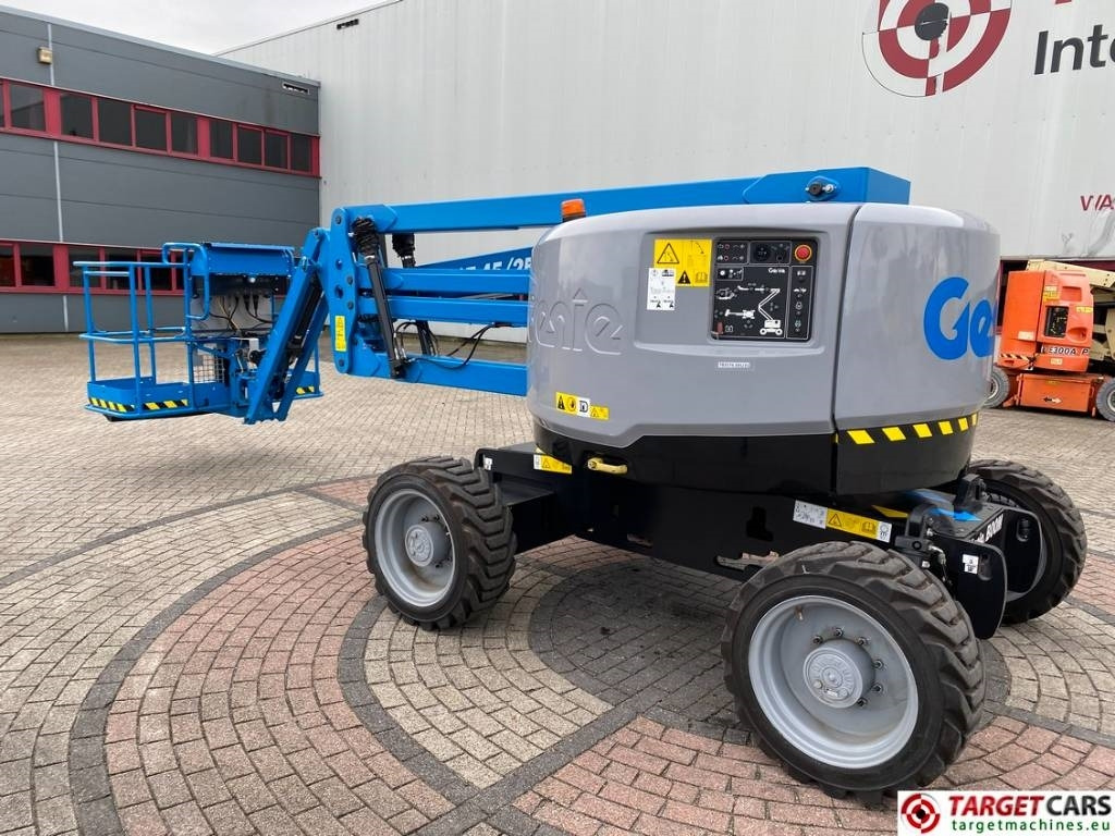 Genie Z-45/25J RT Diesel 4x4 Articulated Boom Lift 16M - Kloubová plošina: obrázek 4 Genie Z-45/25J RT Diesel 4x4 Articulated Boom Lift 16M - Kloubová plošina: obrázek 4
