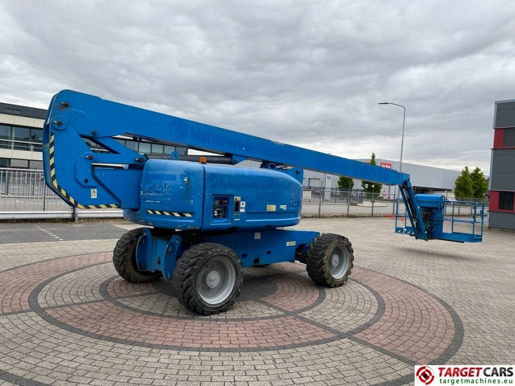 Genie Z-80/60 Articulated 4x4x4 Diesel Boom Lift 2577cm - Kloubová plošina: obrázek 3 Genie Z-80/60 Articulated 4x4x4 Diesel Boom Lift 2577cm - Kloubová plošina: obrázek 3