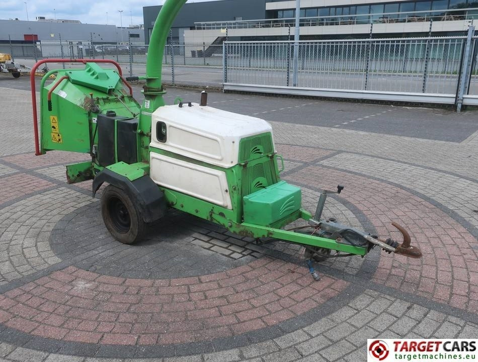 Greenmech Wood Chipper Diesel (engine issue) - Štěpkovač: obrázek 2 Greenmech Wood Chipper Diesel (engine issue) - Štěpkovač: obrázek 2