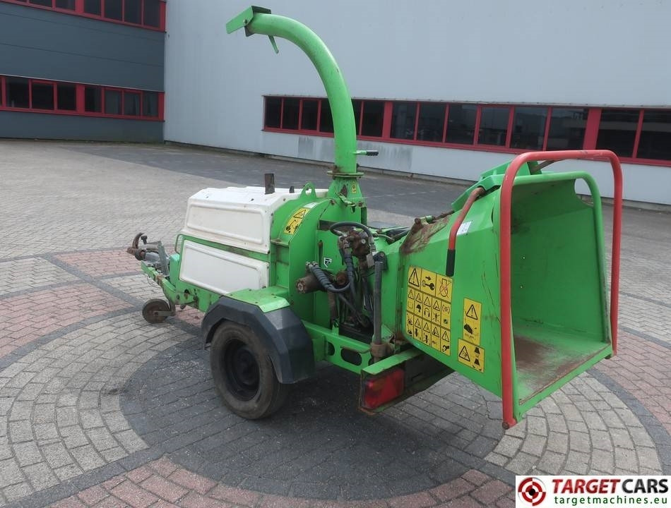 Greenmech Wood Chipper Diesel (engine issue) - Štěpkovač: obrázek 4 Greenmech Wood Chipper Diesel (engine issue) - Štěpkovač: obrázek 4