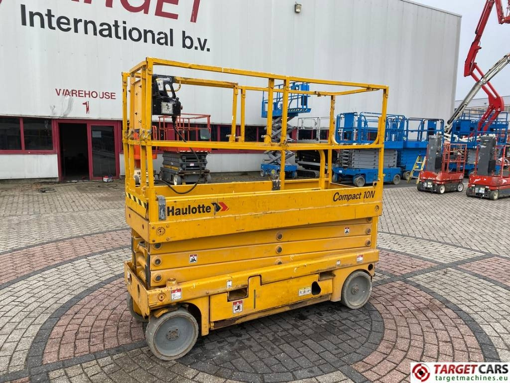 Haulotte Compact 10N Electric Scissor Work Lift 1000cm - Nůžková plošina: obrázek 1 Haulotte Compact 10N Electric Scissor Work Lift 1000cm - Nůžková plošina: obrázek 1