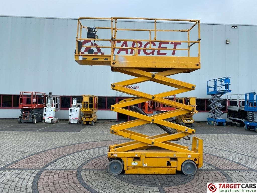 Haulotte Compact 10N Electric Scissor Work Lift 1000cm - Nůžková plošina: obrázek 5 Haulotte Compact 10N Electric Scissor Work Lift 1000cm - Nůžková plošina: obrázek 5