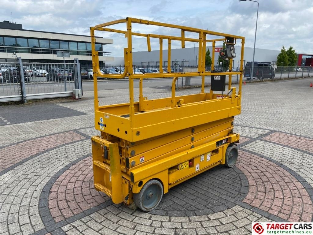 Haulotte Compact 10N Electric Scissor Work Lift 1000cm - Nůžková plošina: obrázek 3 Haulotte Compact 10N Electric Scissor Work Lift 1000cm - Nůžková plošina: obrázek 3