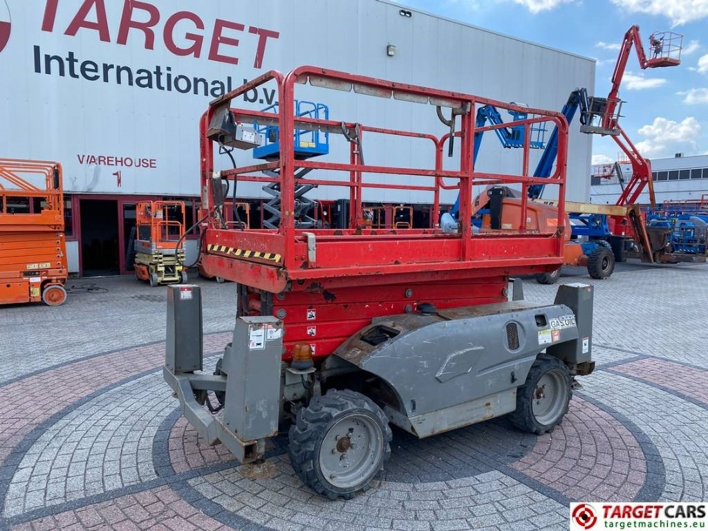 Haulotte Compact 12DX Diesel 4x4 Scissor Work Lift 1206cm - Nůžková plošina: obrázek 1 Haulotte Compact 12DX Diesel 4x4 Scissor Work Lift 1206cm - Nůžková plošina: obrázek 1