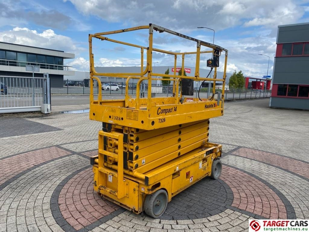 Haulotte Compact 14 Electric Scissor Work Lift 1385cm - Nůžková plošina: obrázek 3 Haulotte Compact 14 Electric Scissor Work Lift 1385cm - Nůžková plošina: obrázek 3