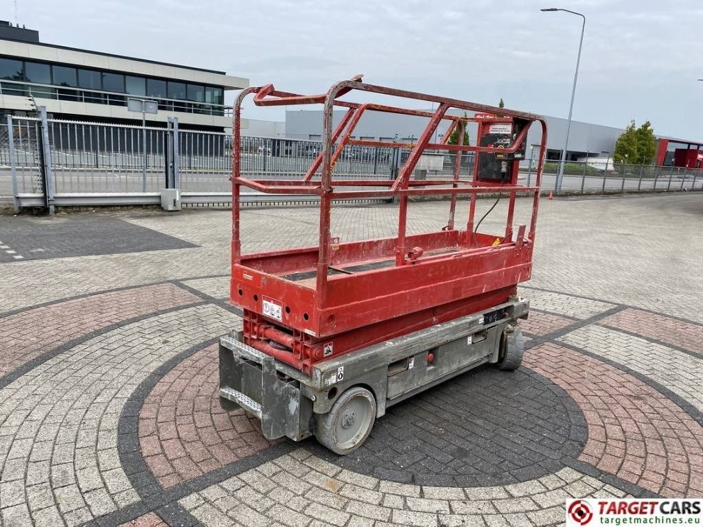 Haulotte Compact 8 Electric Scissor Work Lift 818cm DEFECT - Nůžková plošina: obrázek 3 Haulotte Compact 8 Electric Scissor Work Lift 818cm DEFECT - Nůžková plošina: obrázek 3