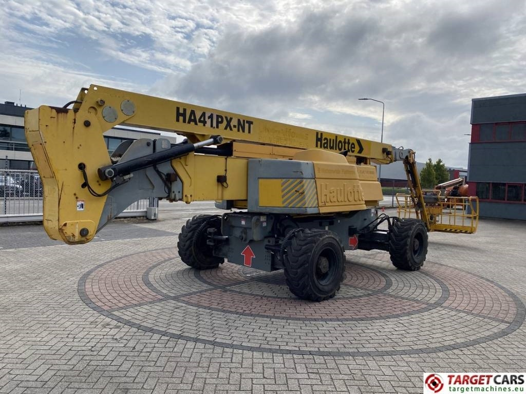 Haulotte HA41PX Articulated 4x4x4 Diesel Boom Work Lift 41M - Kloubová plošina: obrázek 3 Haulotte HA41PX Articulated 4x4x4 Diesel Boom Work Lift 41M - Kloubová plošina: obrázek 3
