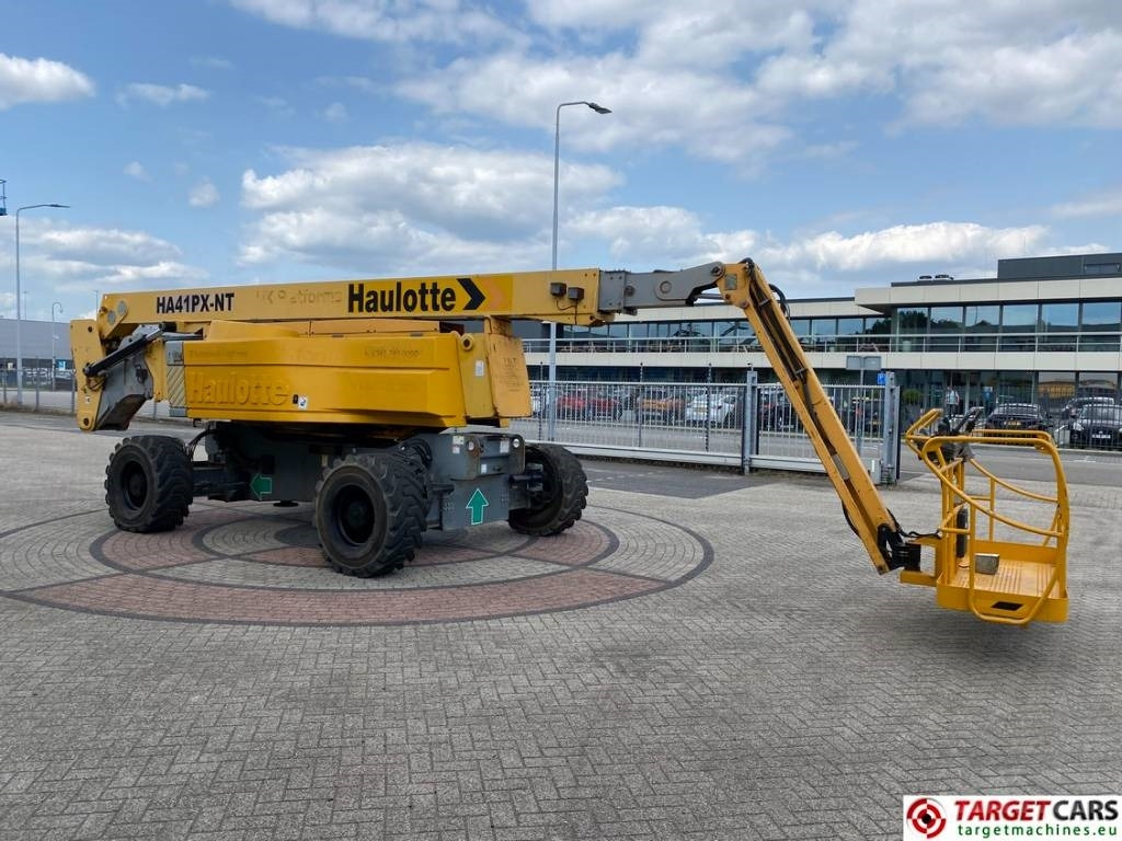 Haulotte HA41PX NT Diesel 4x4 Articulated Boom Lift 4100cm - Kloubová plošina: obrázek 2 Haulotte HA41PX NT Diesel 4x4 Articulated Boom Lift 4100cm - Kloubová plošina: obrázek 2