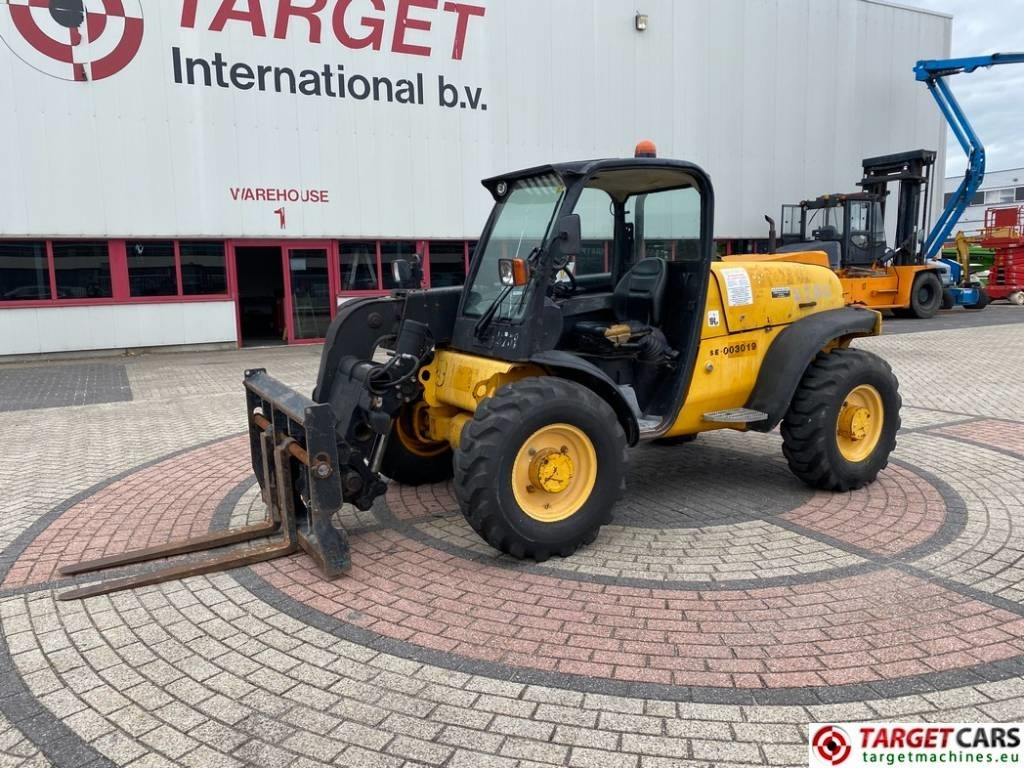 JCB 527-55 Telehandler 4x4x4 2700KG 560CM - Teleskopický manipulátor: obrázek 1 JCB 527-55 Telehandler 4x4x4 2700KG 560CM - Teleskopický manipulátor: obrázek 1