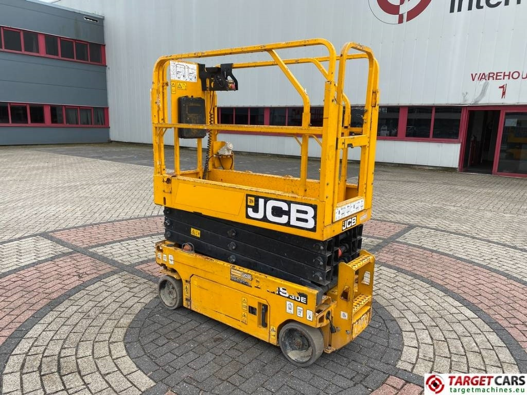 JCB S1930E Electric Scissor Work Lift 780cm - Nůžková plošina: obrázek 4 JCB S1930E Electric Scissor Work Lift 780cm - Nůžková plošina: obrázek 4
